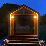 Otterly's Retreat אכסניה