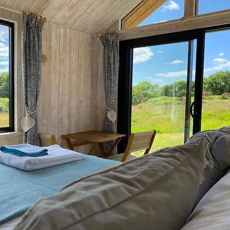 Otterly's Retreat * Skibbereen